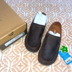 Olukai kids shoes - boys 5
